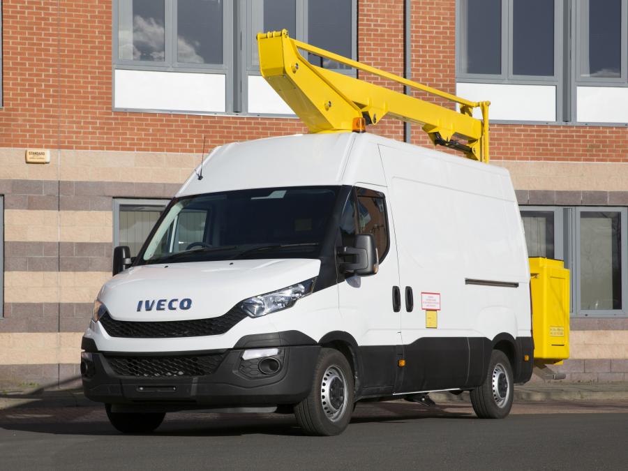 Iveco Daily Access Platform (UK) '2014